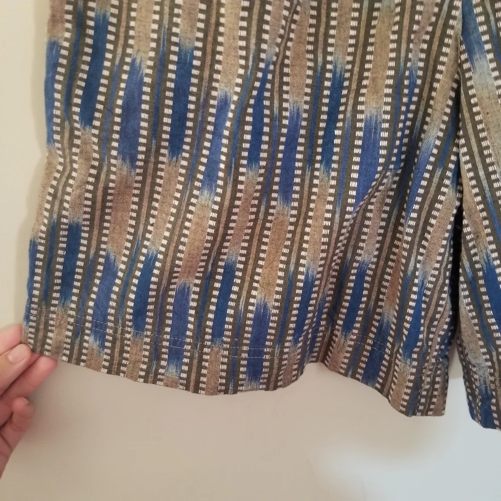 𝅺Patagonia Vintage Womens Pattern Shorts Size Medium - Picture 9 of 11